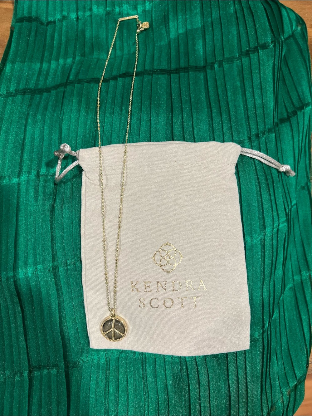 Kendra Scott Gold Peace Sign Pendant Necklace